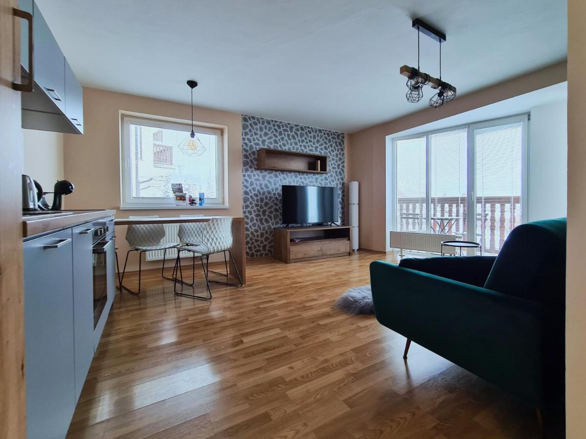 Apartmany Tilia Нова Лесна Екстер'єр фото