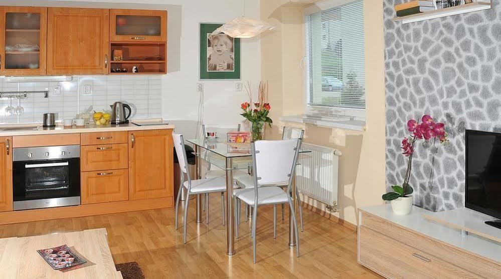 Apartmany Tilia Нова Лесна Екстер'єр фото